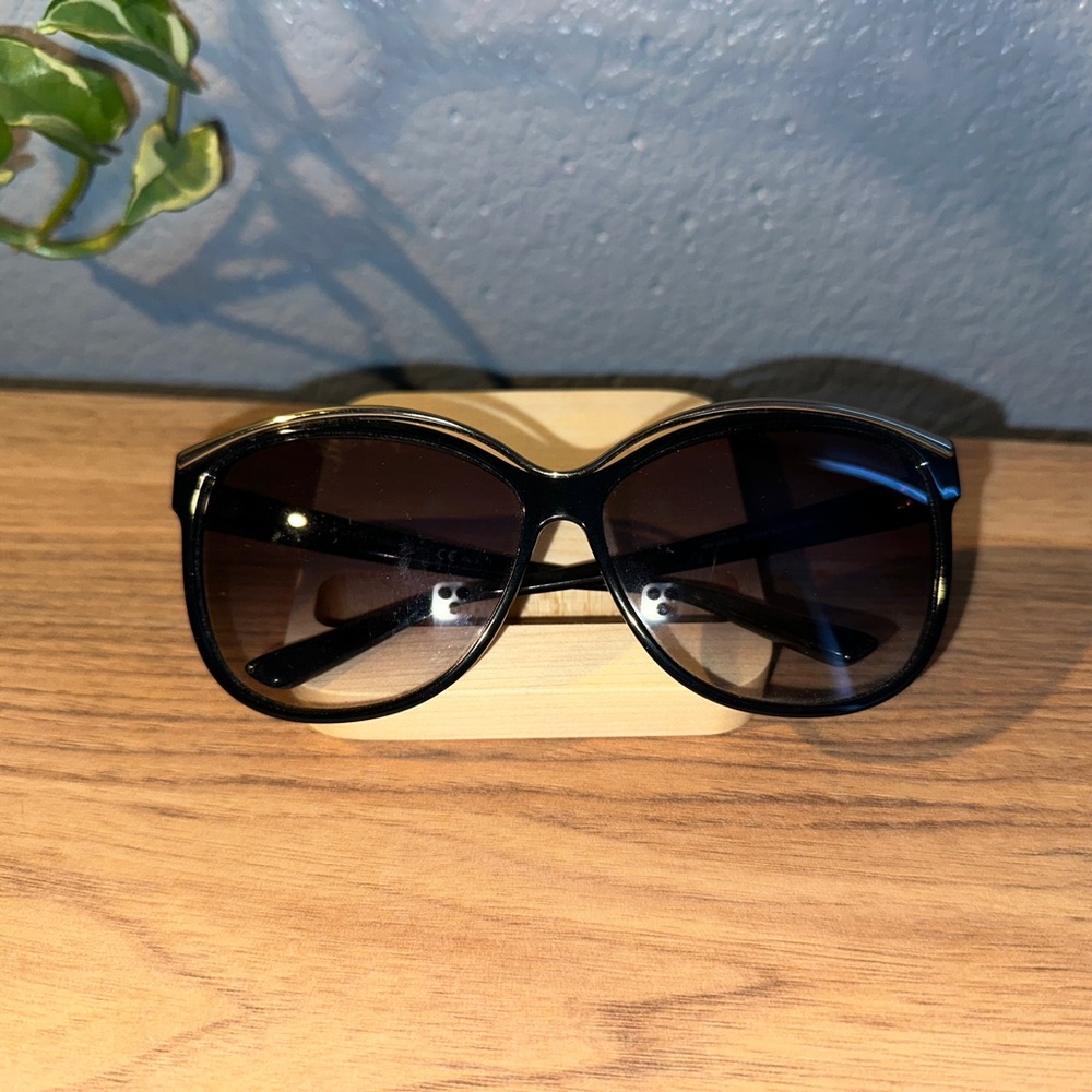 GUCCI AUTHENTIC SUNGLASSES